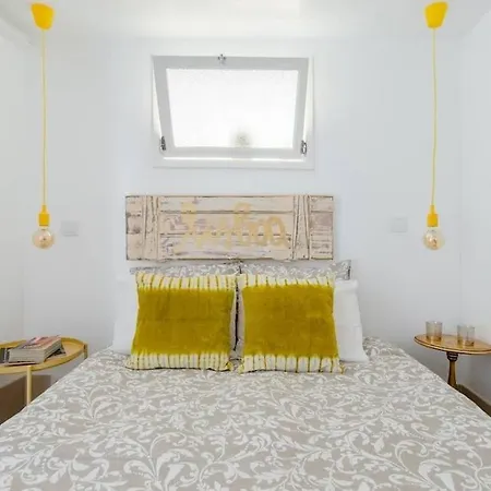 With Terrace In Historic Grace Building With Free Mobile Wifi Apartament